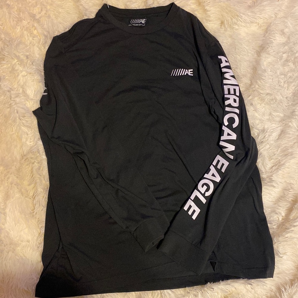 Mens American Eagle long sleeve graphic tee